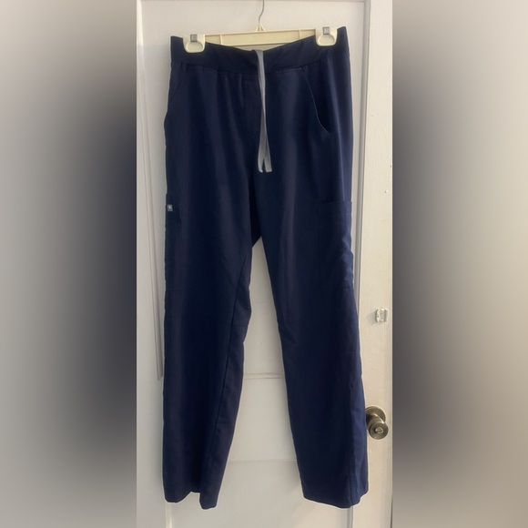 Figs Men’s Axim Cargo Scrub Pants Size Small - Picture 1 of 4